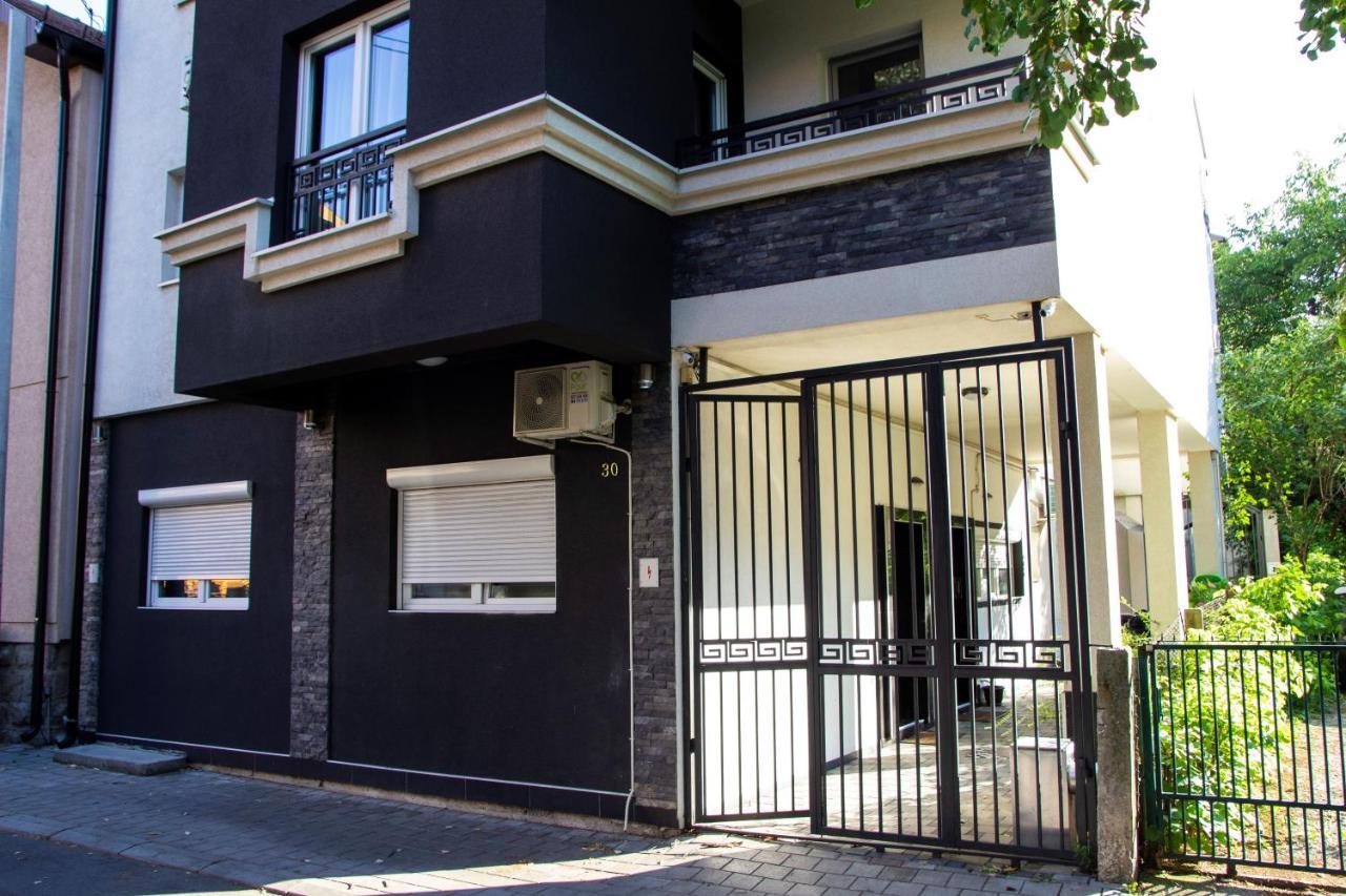 Apartman Mia Centar Kruševac 外观 照片