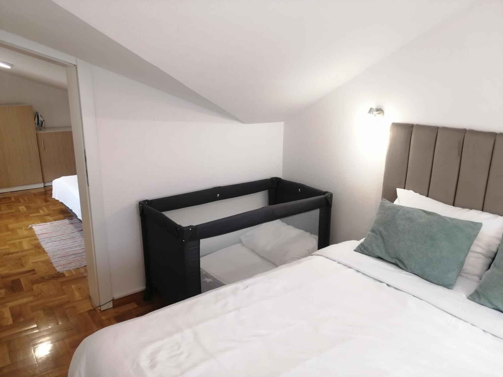 Apartman Mia Centar Kruševac 外观 照片