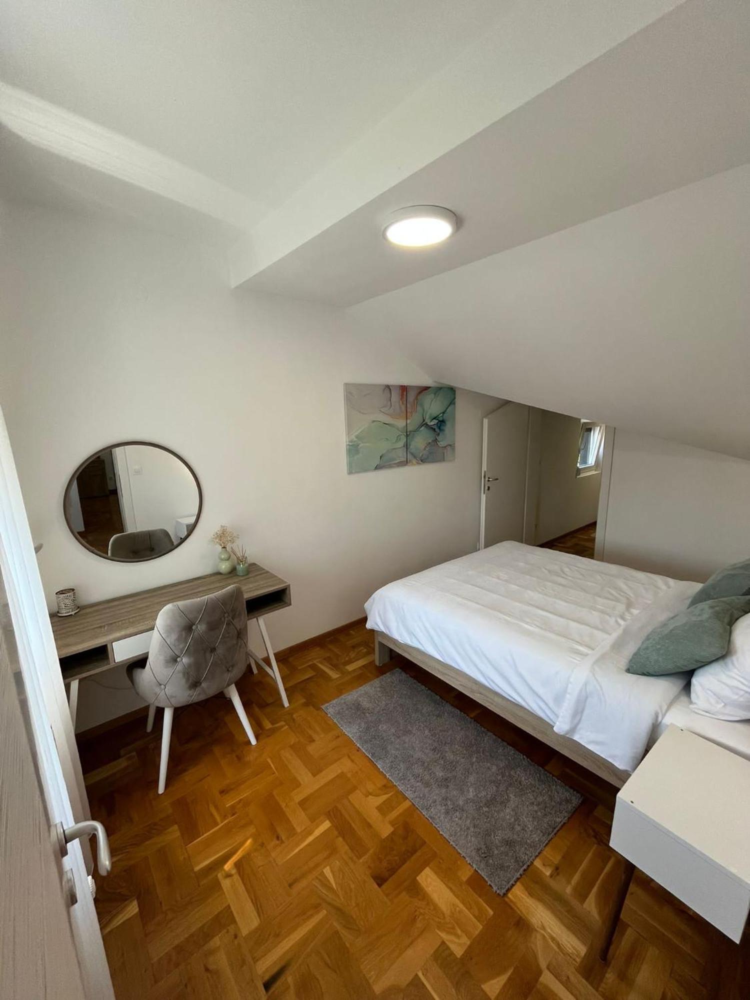 Apartman Mia Centar Kruševac 外观 照片