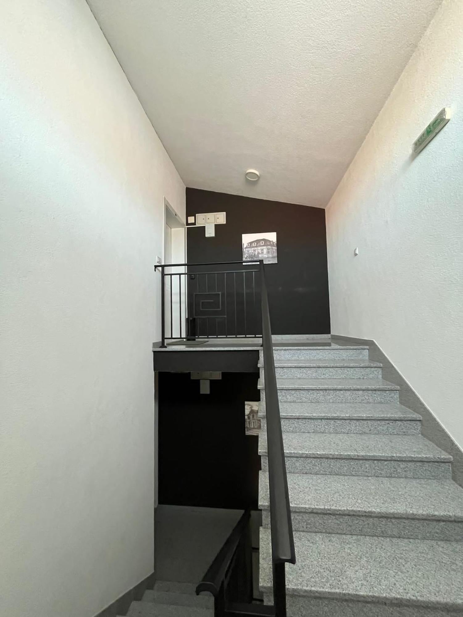 Apartman Mia Centar Kruševac 外观 照片