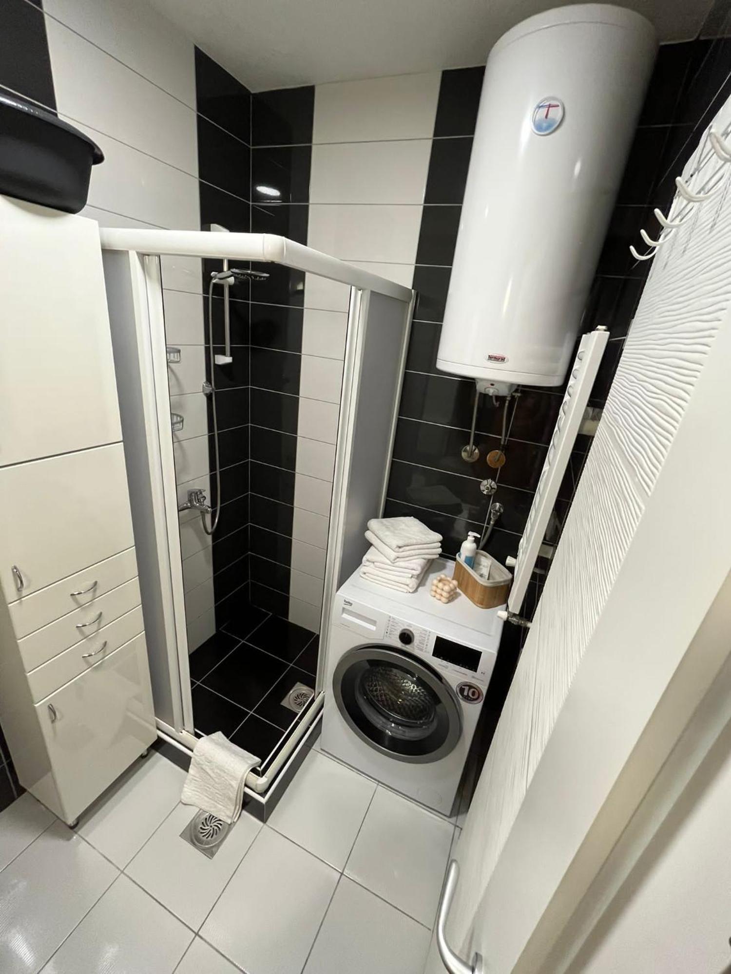 Apartman Mia Centar Kruševac 外观 照片